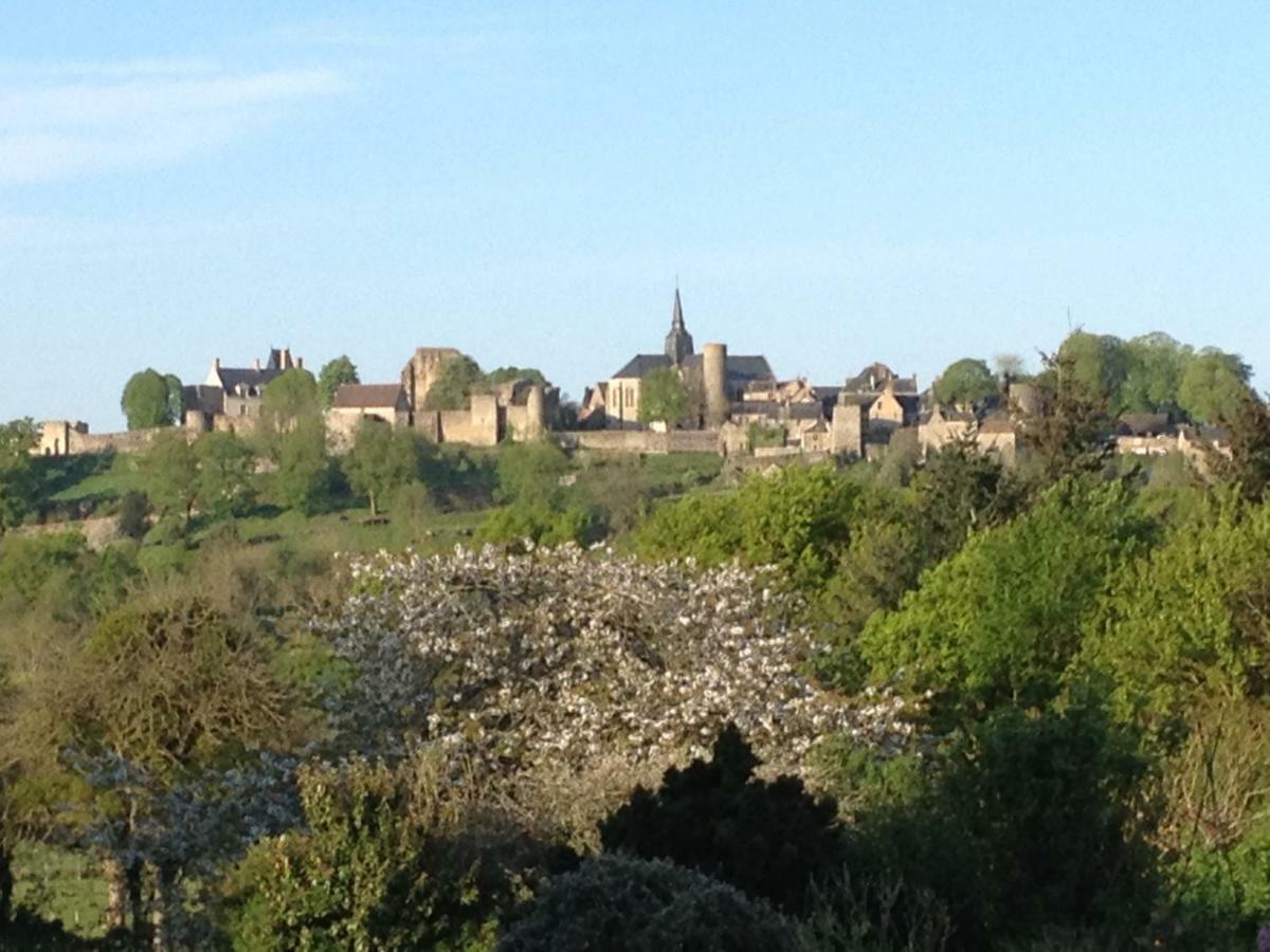 Ecrin De Verdure Sainte-Suzanne  Exterior photo
