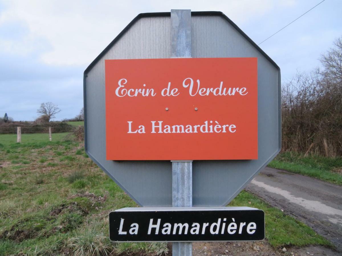 Ecrin De Verdure Sainte-Suzanne  Exterior photo